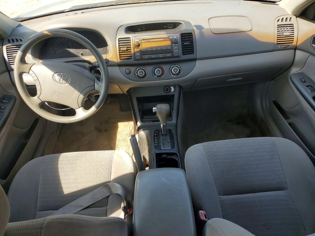Toyota Camry Standard