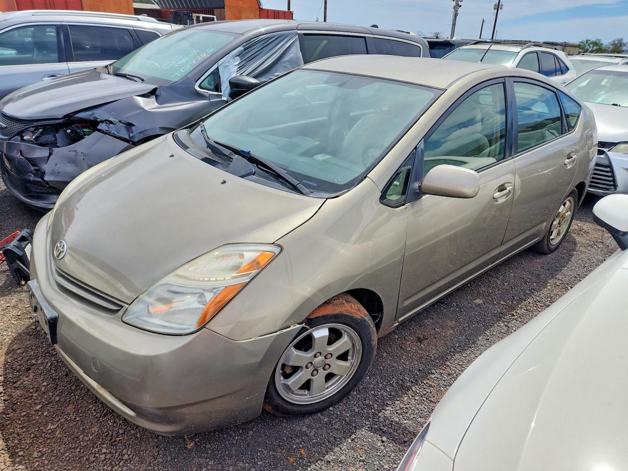 Salvage Toyota Prius Image