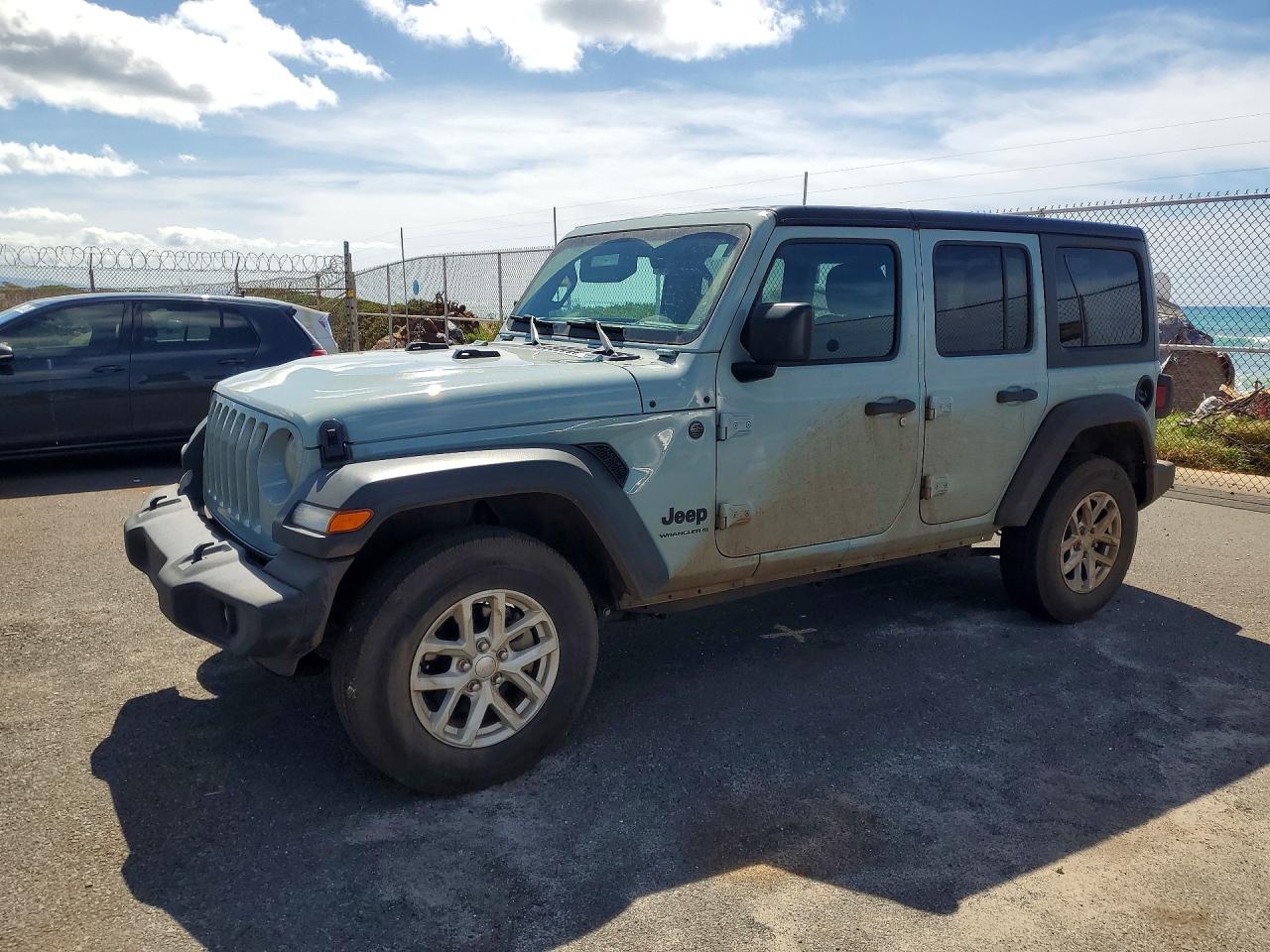 Salvage Jeep Wrangler Image
