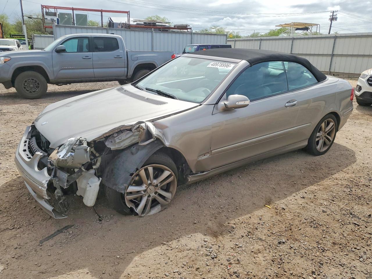 Salvage Mercedes-Benz Clk-class Image