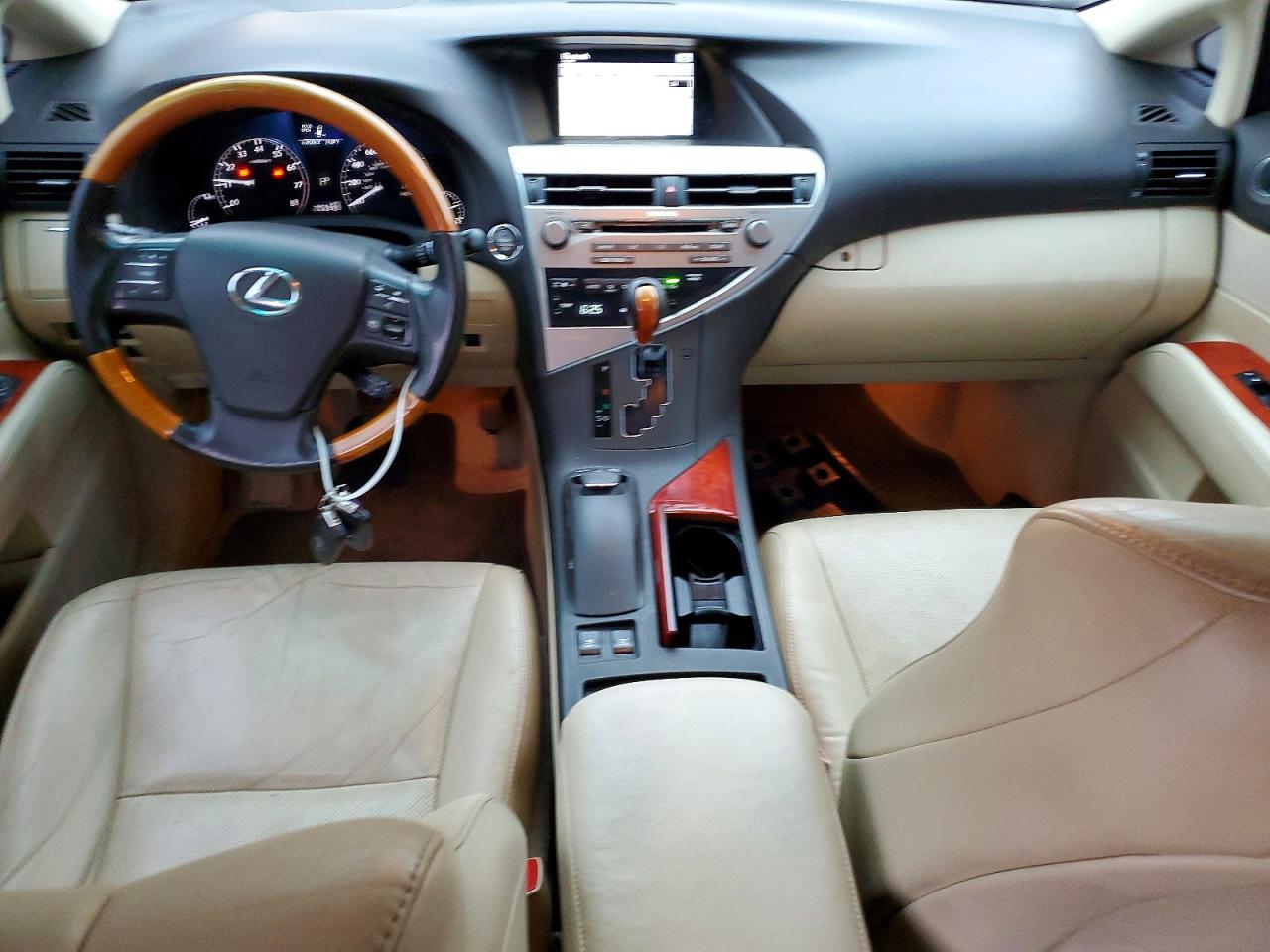 Lexus RX Base