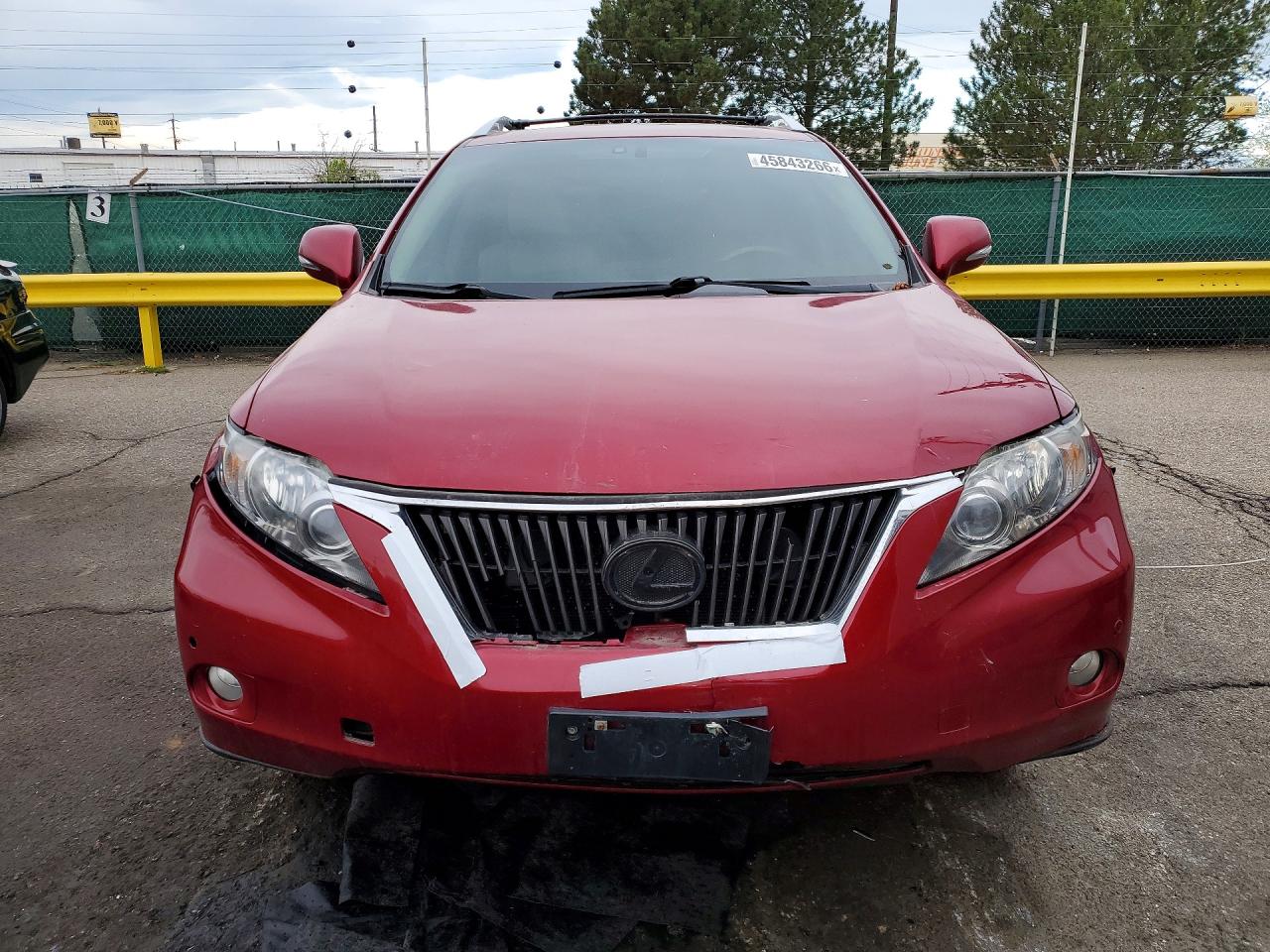 Lexus RX Base