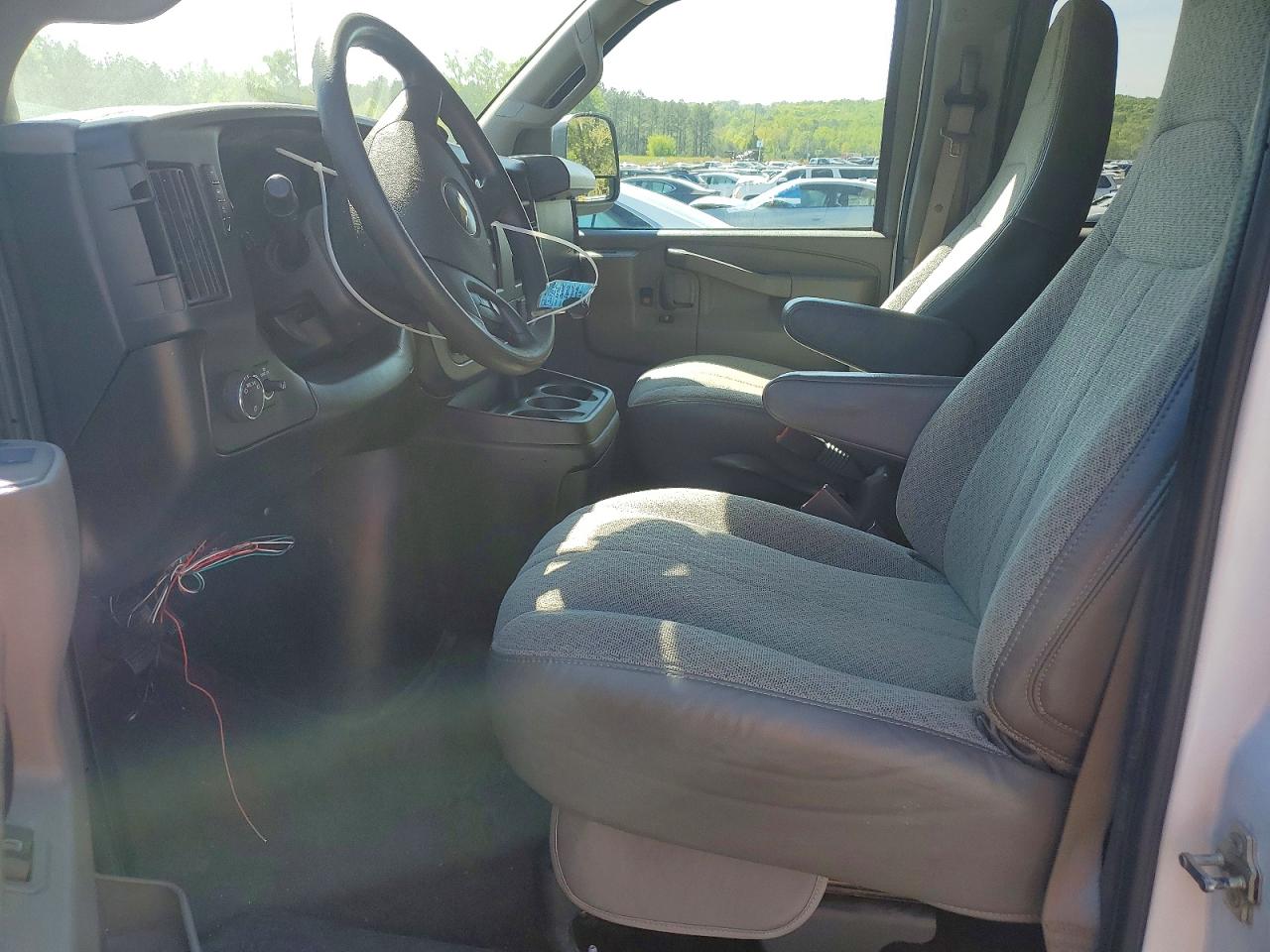 Chevrolet Express Ls