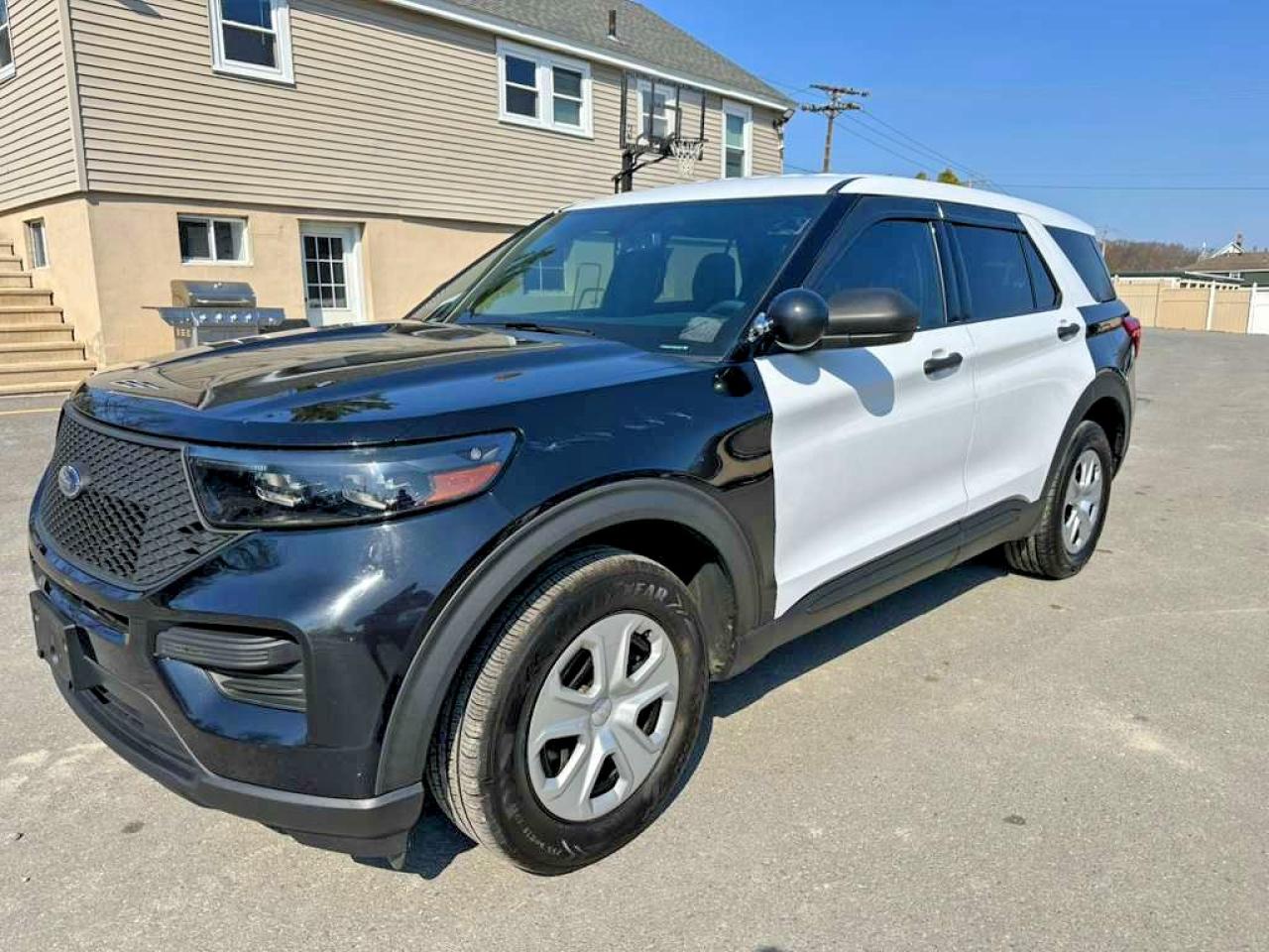 Salvage Ford Explorer Image