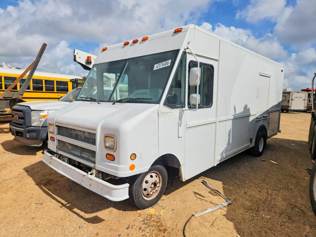 Salvage Ford Econoline Image