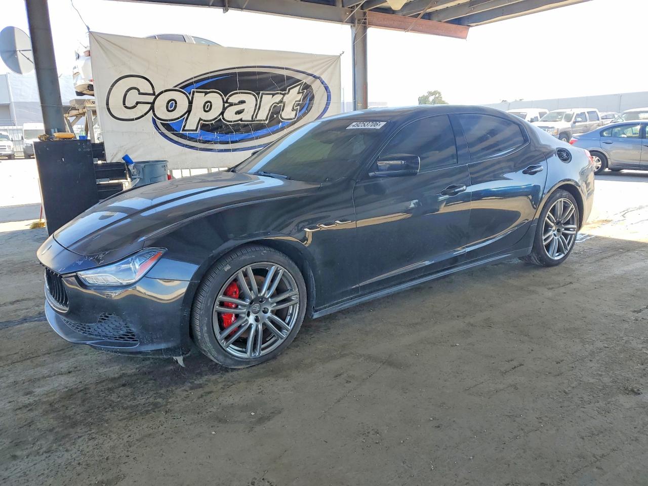 Salvage Maserati Ghibli Image
