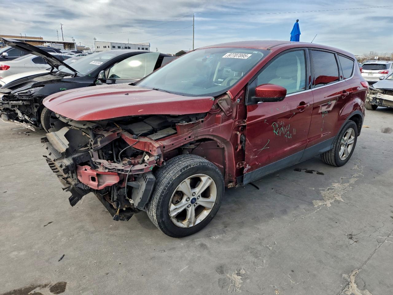 Salvage Ford Escape Image