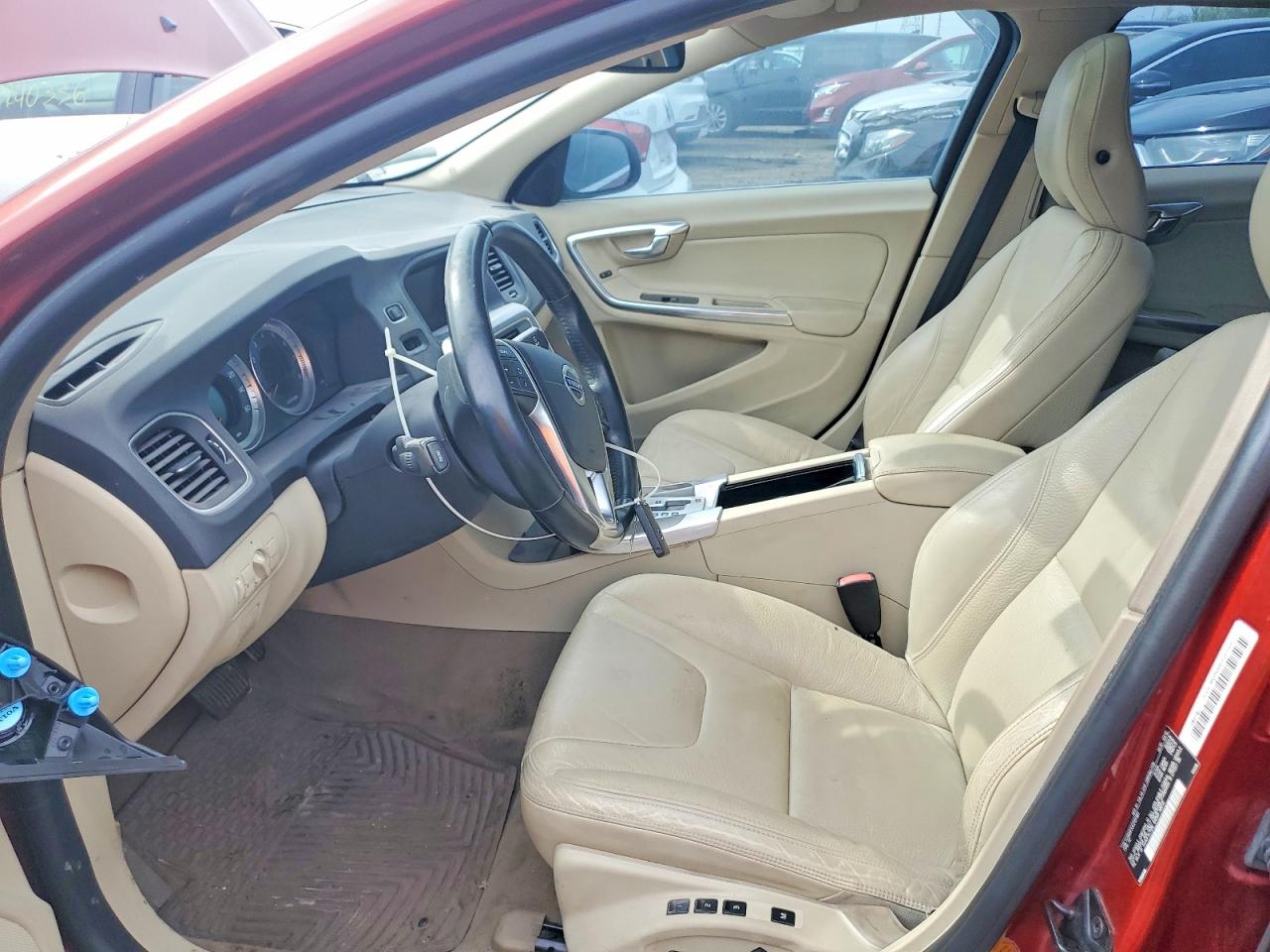 Volvo S60 T5