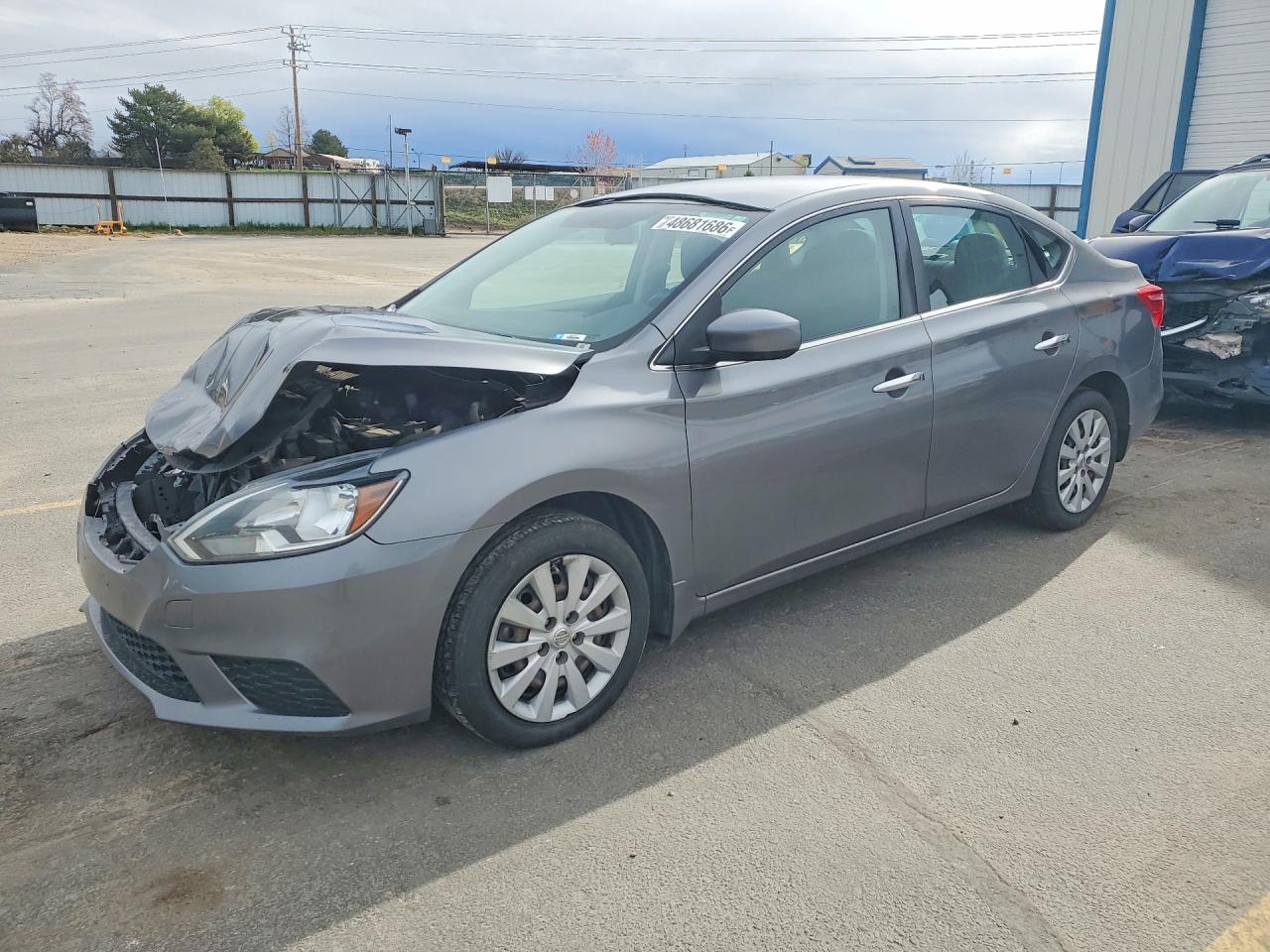 Salvage Nissan Sentra Image