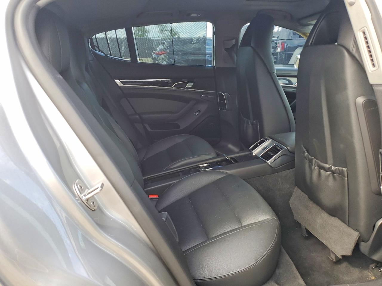 Porsche Panamera S Hybrid