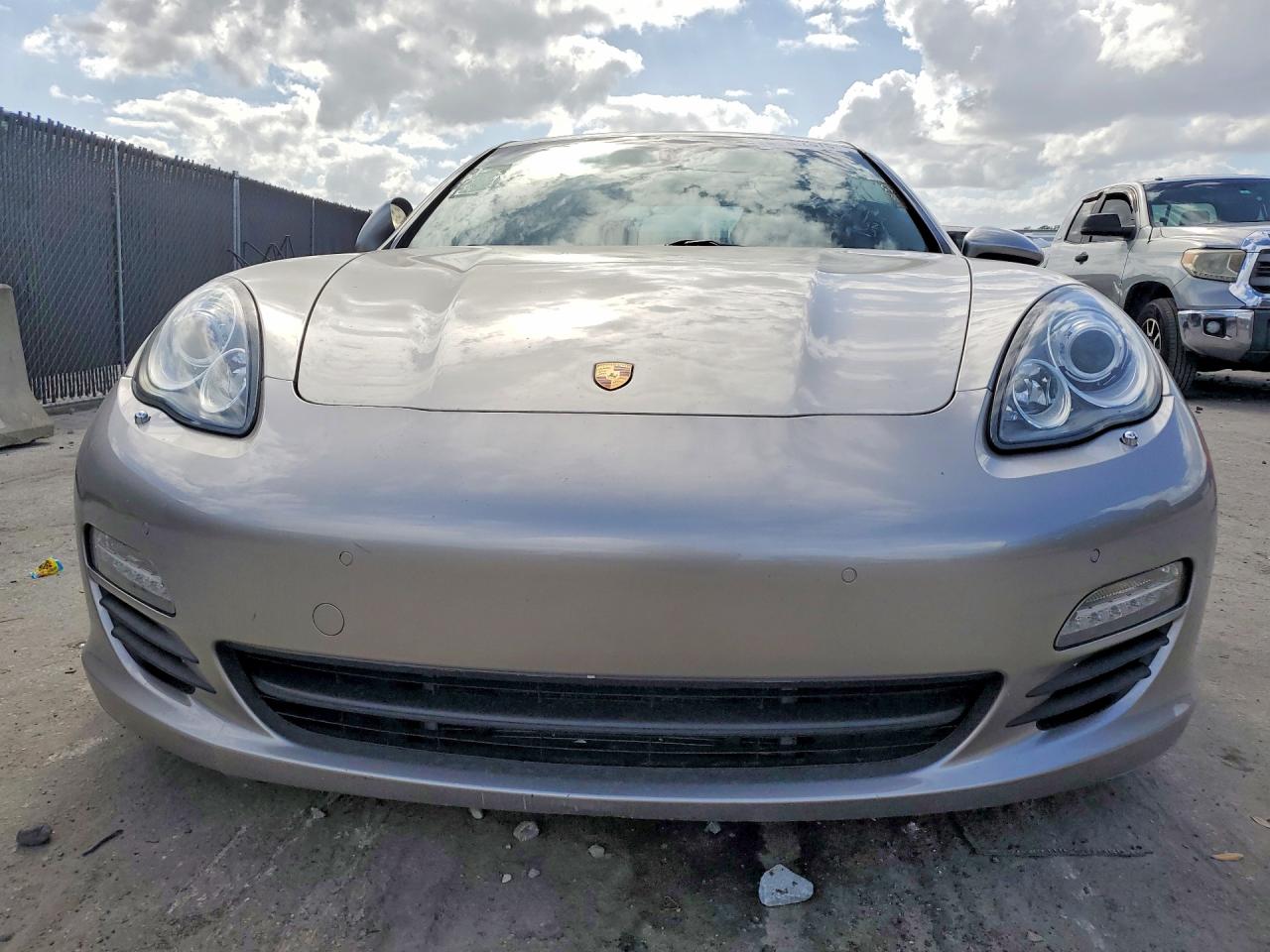 Porsche Panamera S Hybrid