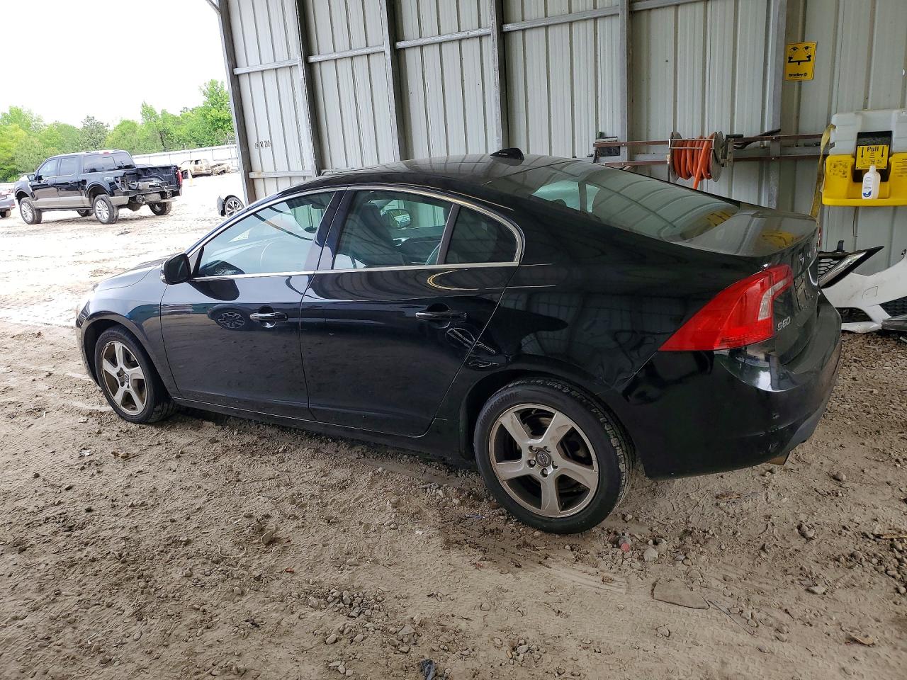 Volvo S60 T5