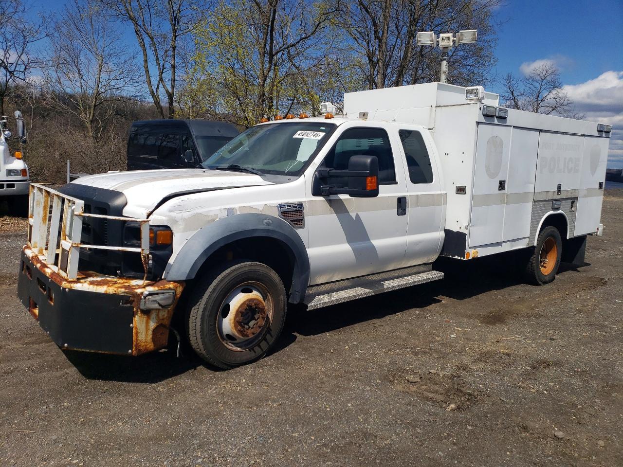 Salvage Ford F-550 Image