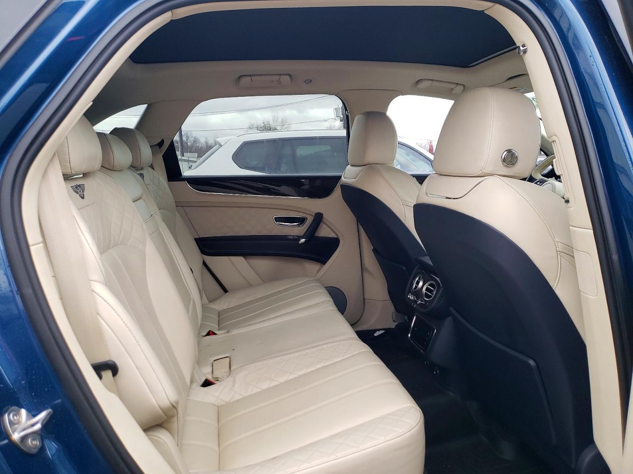Bently Bentayga