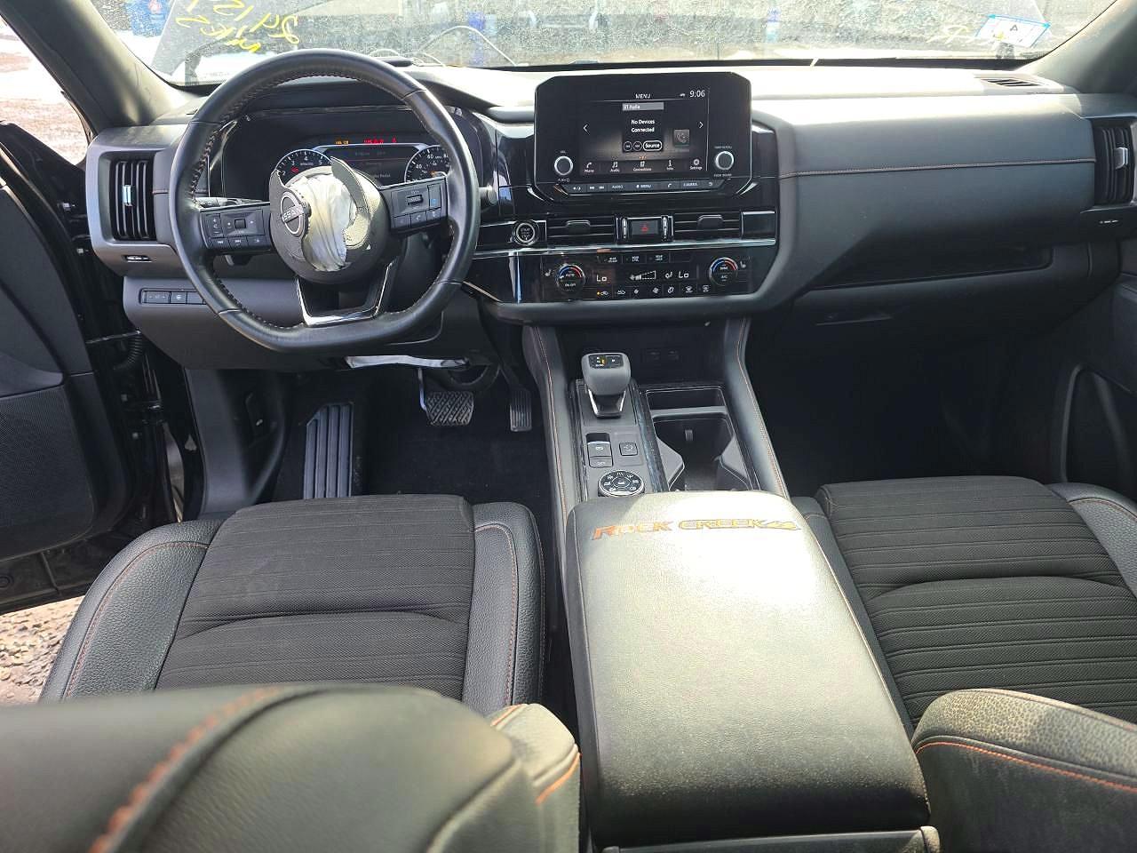 Nissan Pathfinder Sv