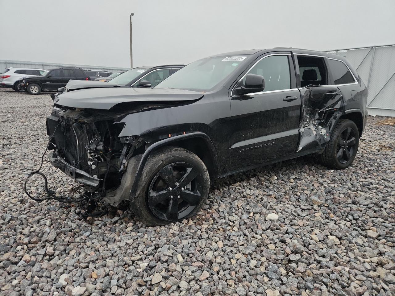 Salvage Jeep Grand Cherokee Image