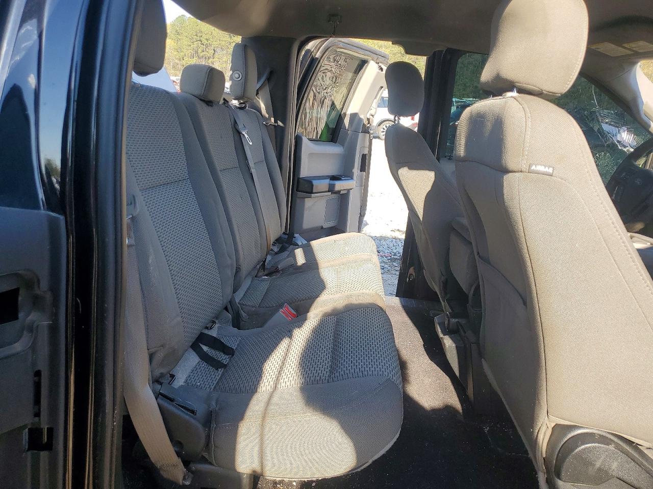 Ford F-150 Super Cab
