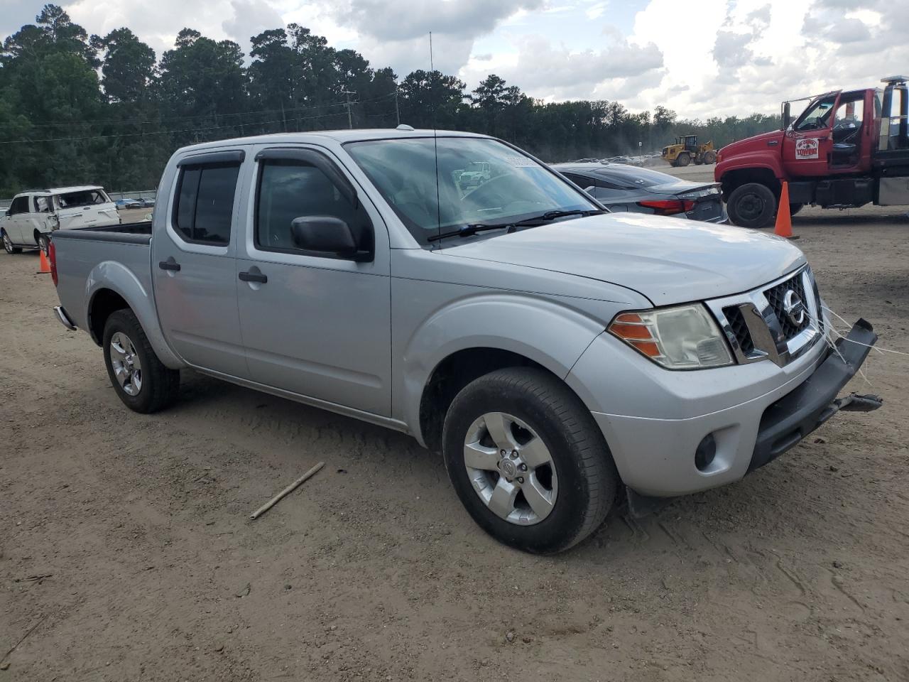 Nissan Frontier S