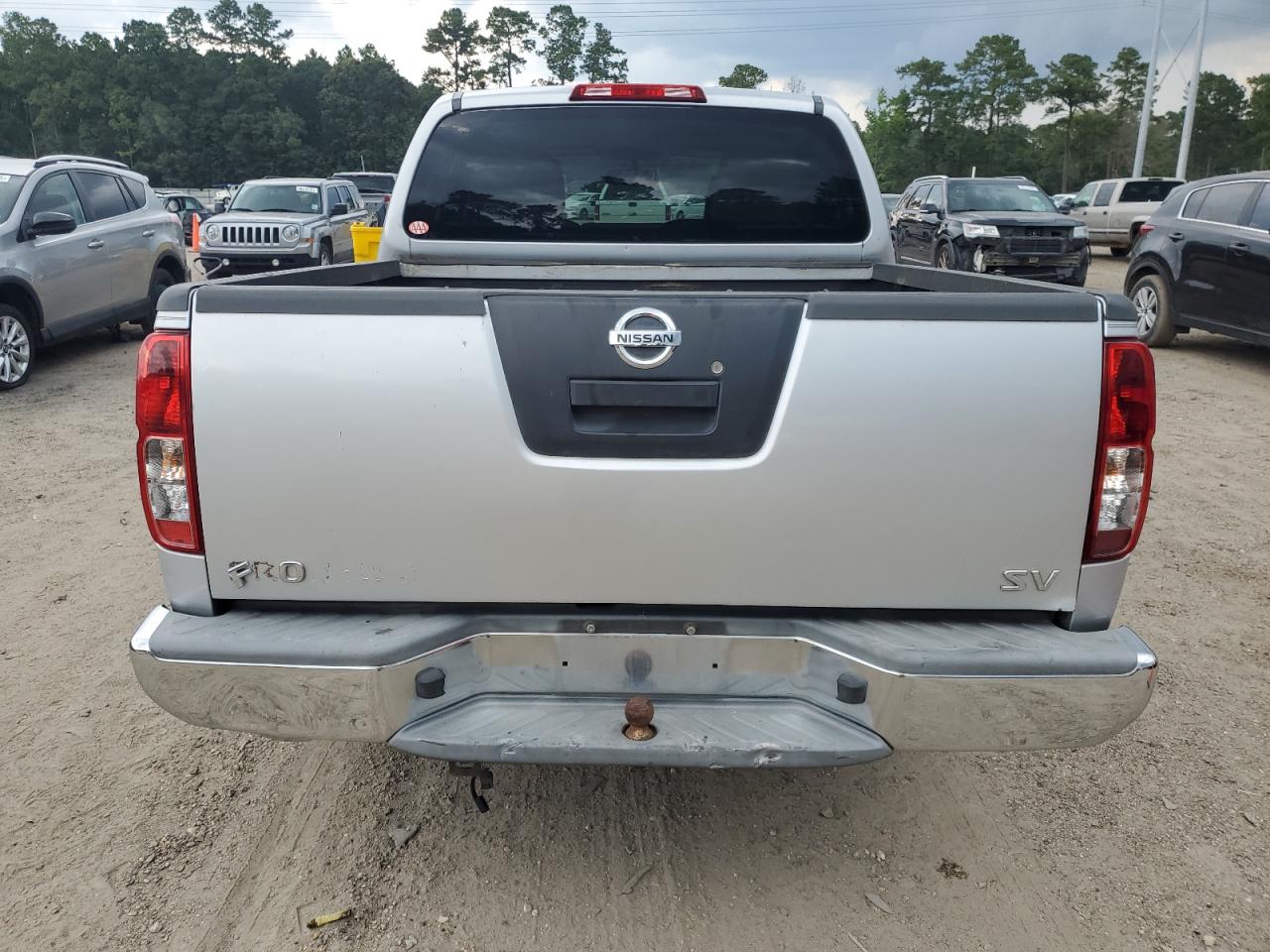 Nissan Frontier S
