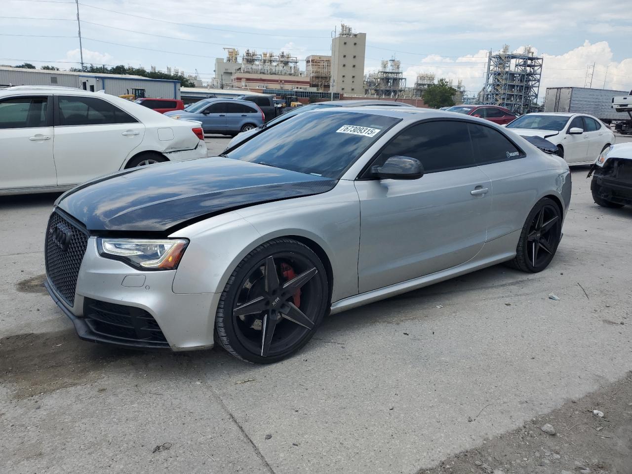 Salvage Audi S5 Image