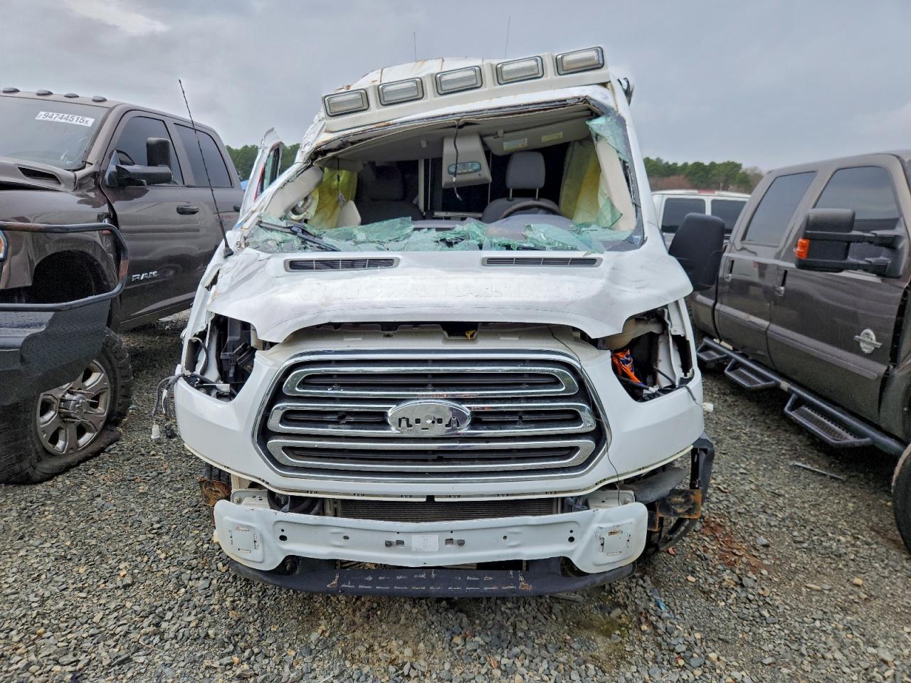 Ford Transit T-250