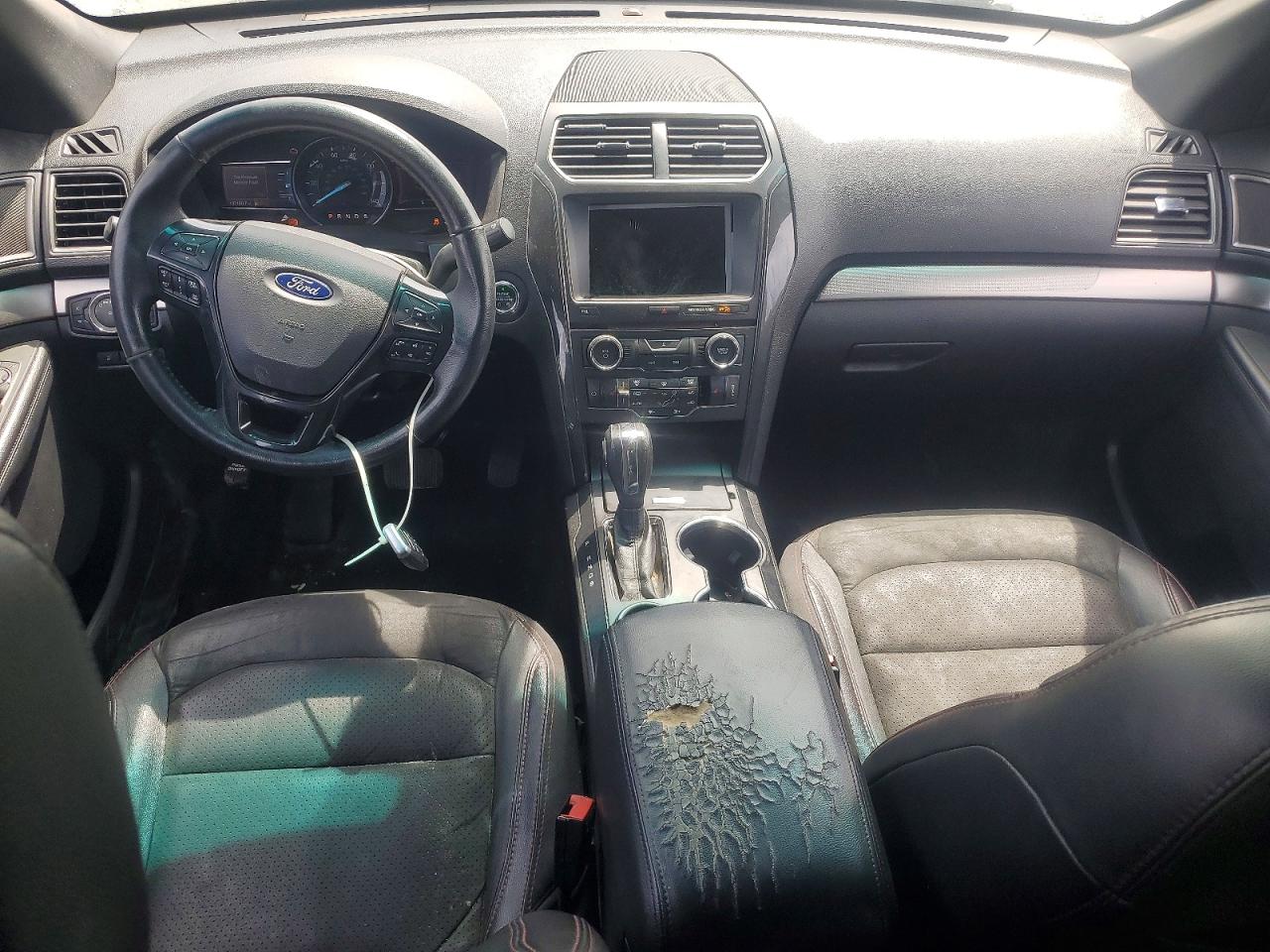 Ford Explorer Xlt