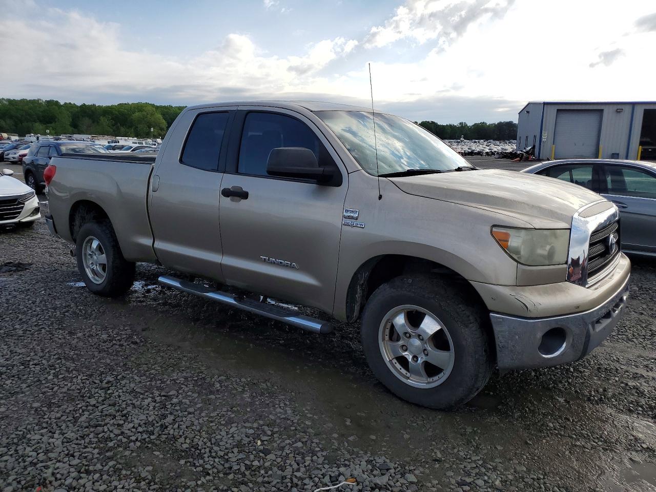 Toyota Tundra