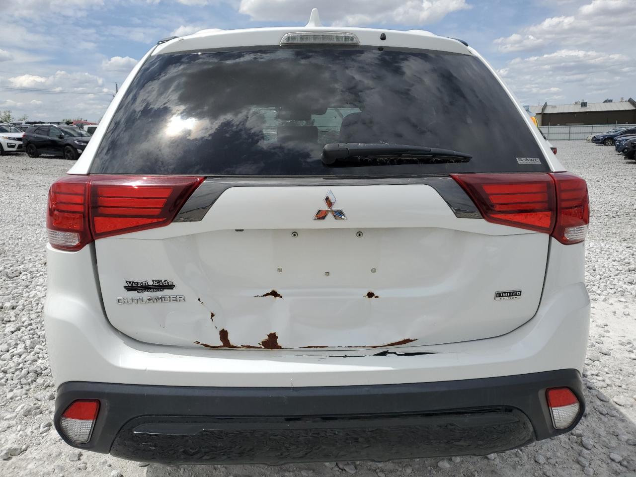 Mitsubishi Outlander Se