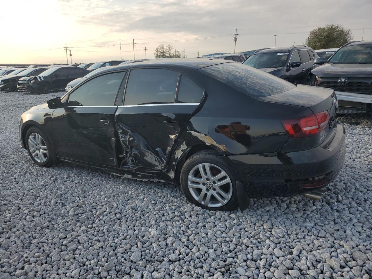 Volkswagen Jetta S