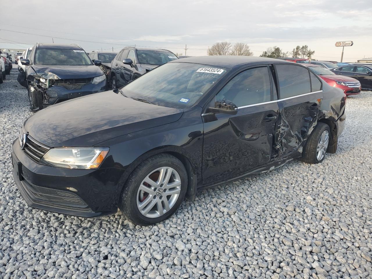 Salvage Volkswagen Jetta Image