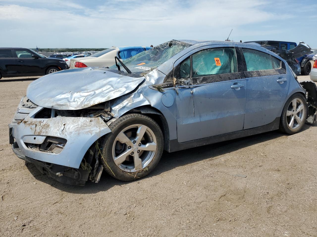 Salvage Chevrolet Volt Image