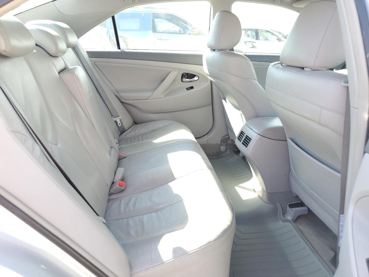 Toyota Camry Hybrid