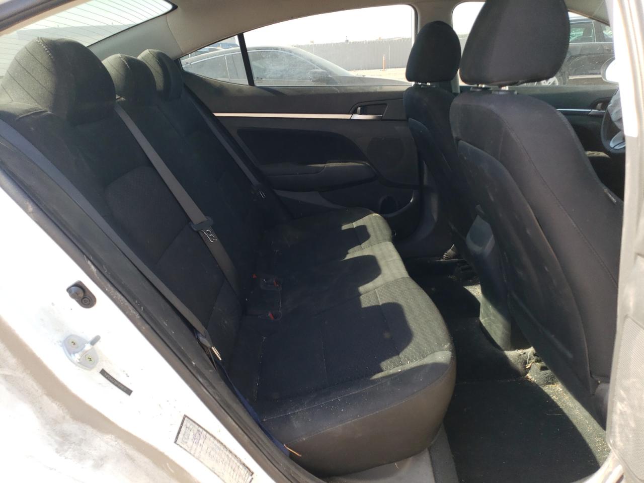 Hyundai ELANTRA Sel