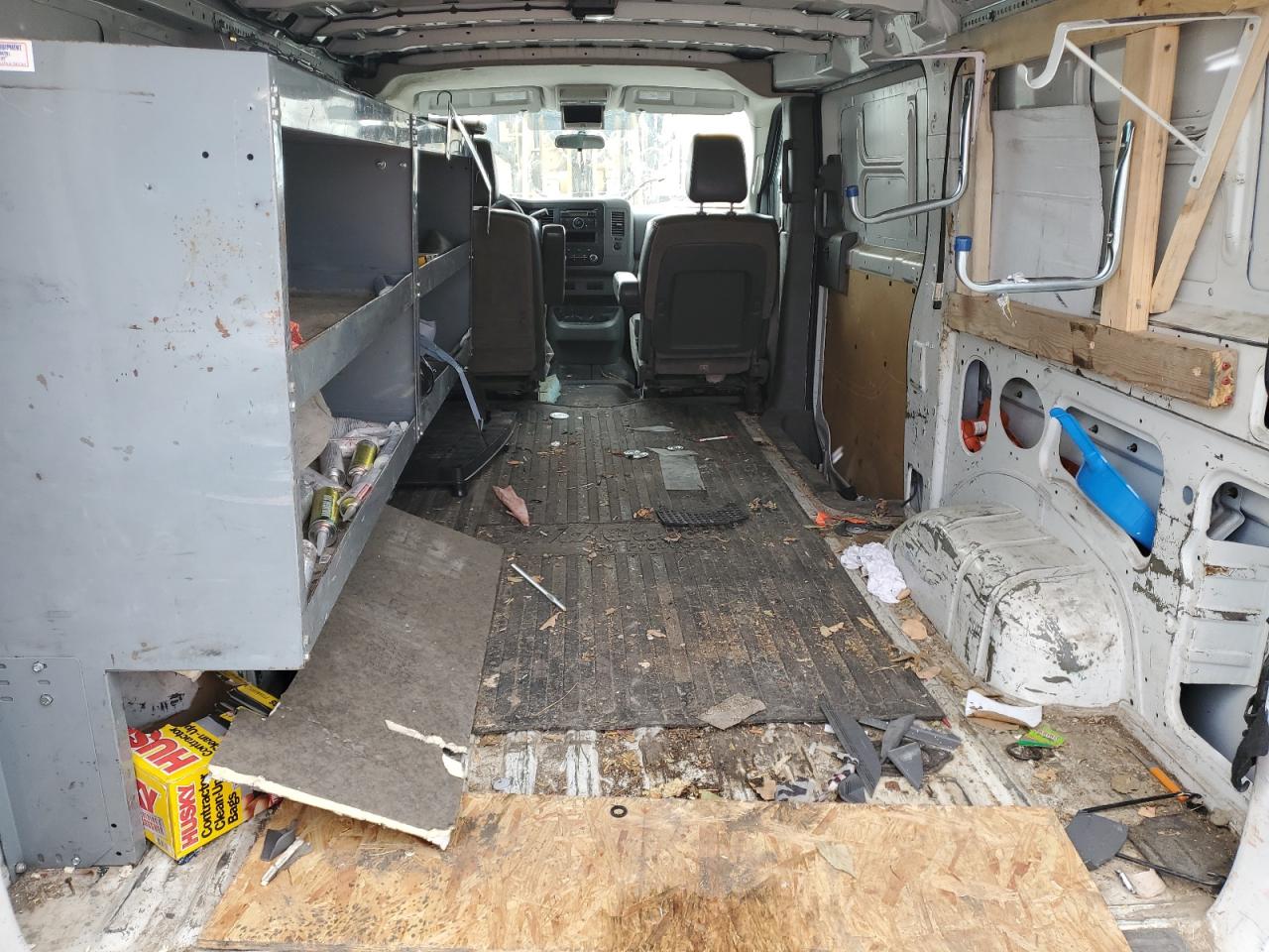 Nissan Nv 2500