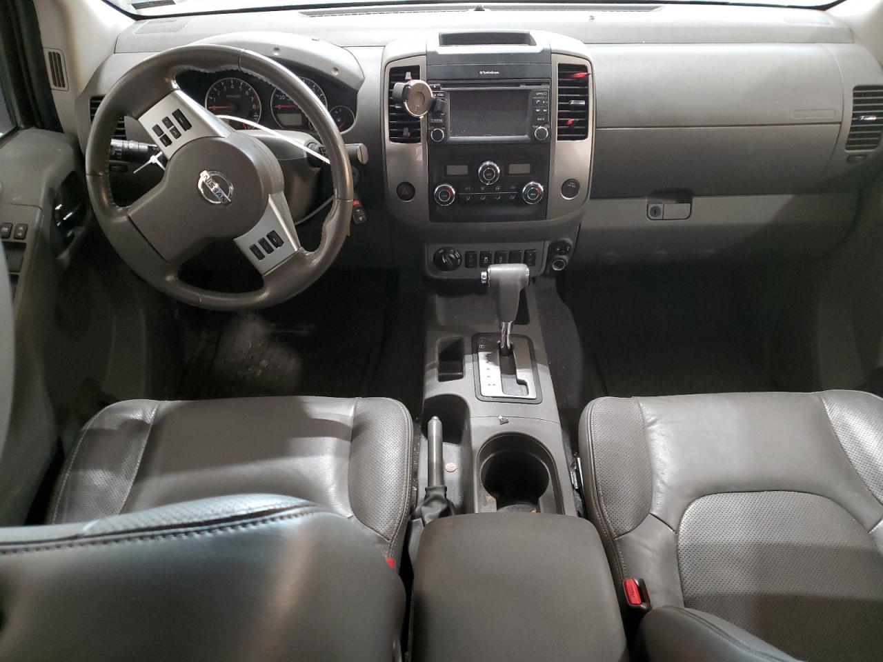 Nissan Frontier S