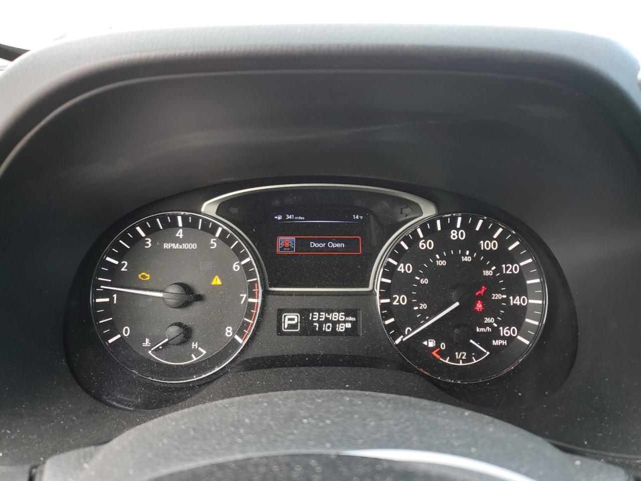 Nissan Pathfinder S