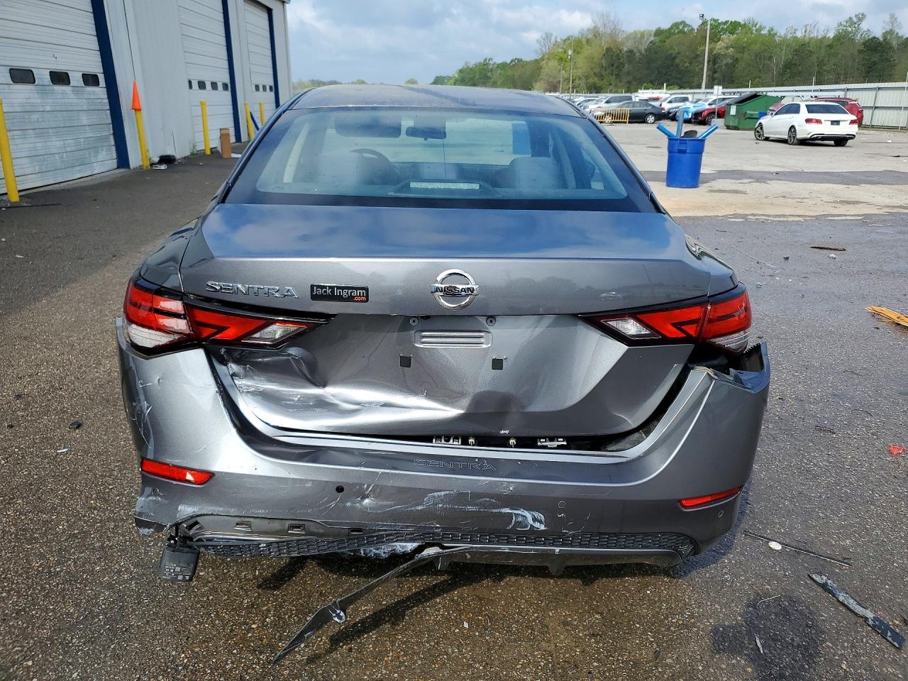 Nissan Sentra S