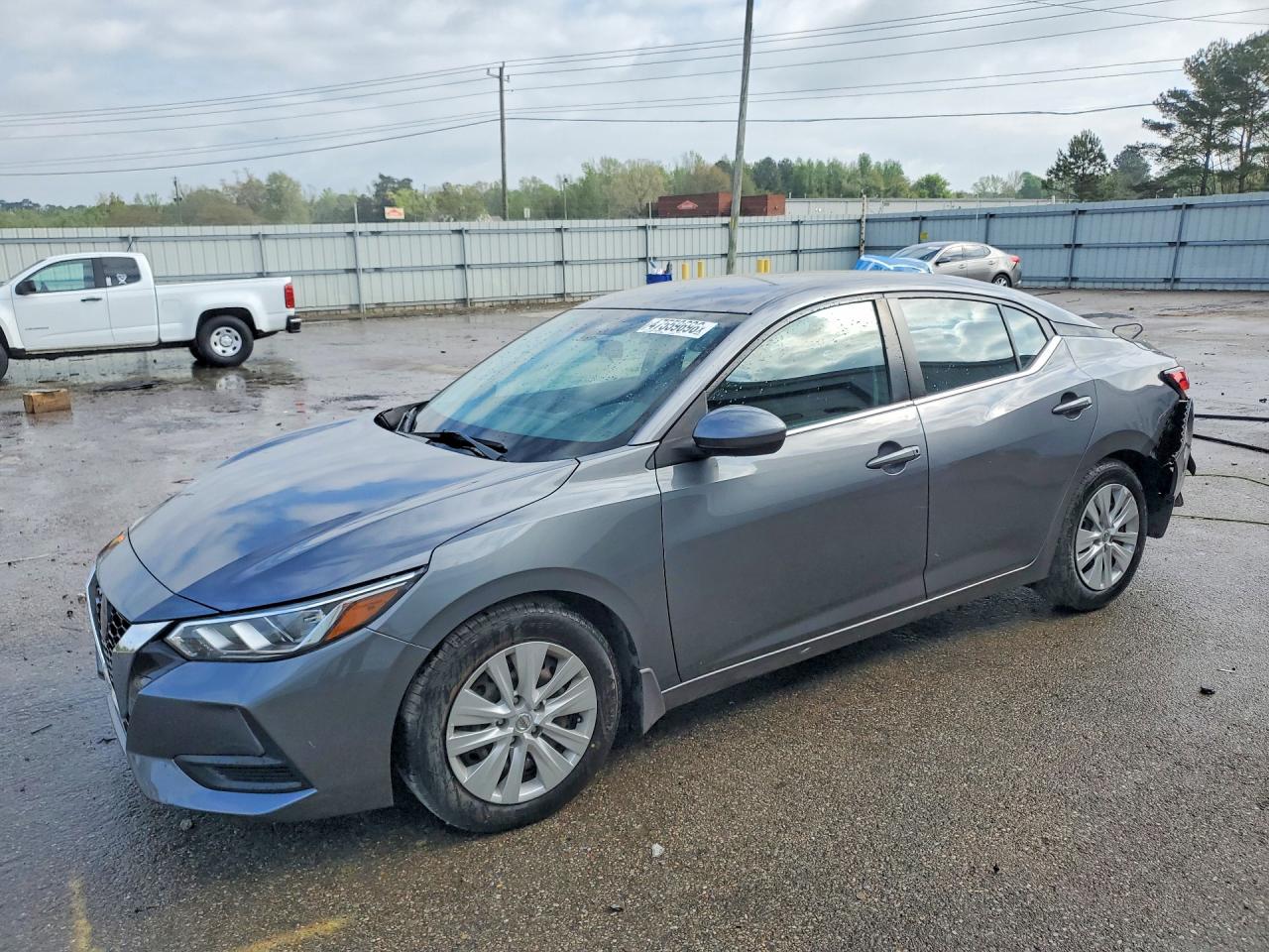 Salvage Nissan Sentra Image