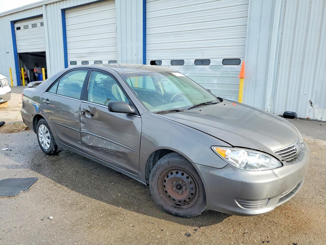 Toyota Camry Standard