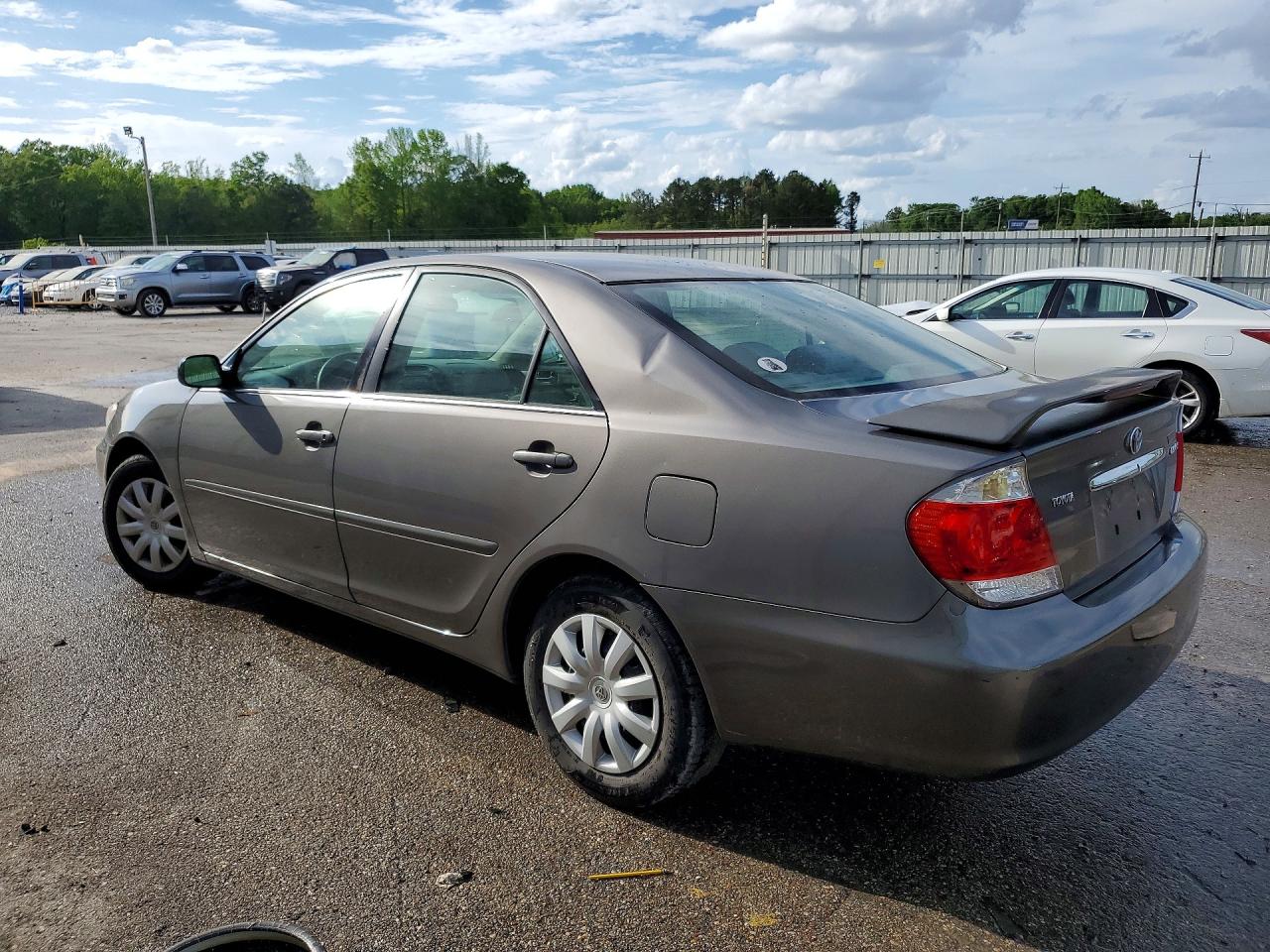 Toyota Camry Standard