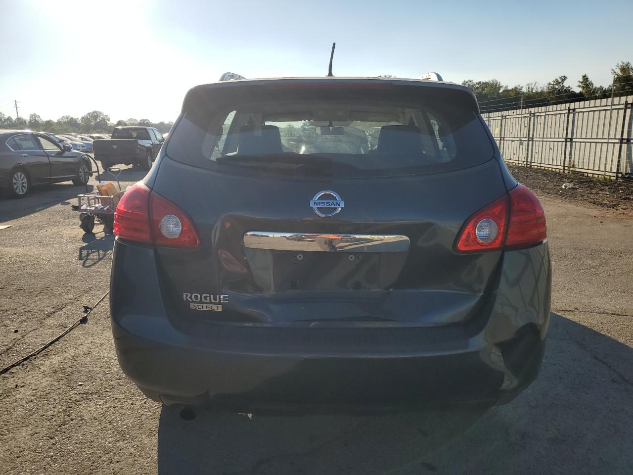 Nissan Rogue S