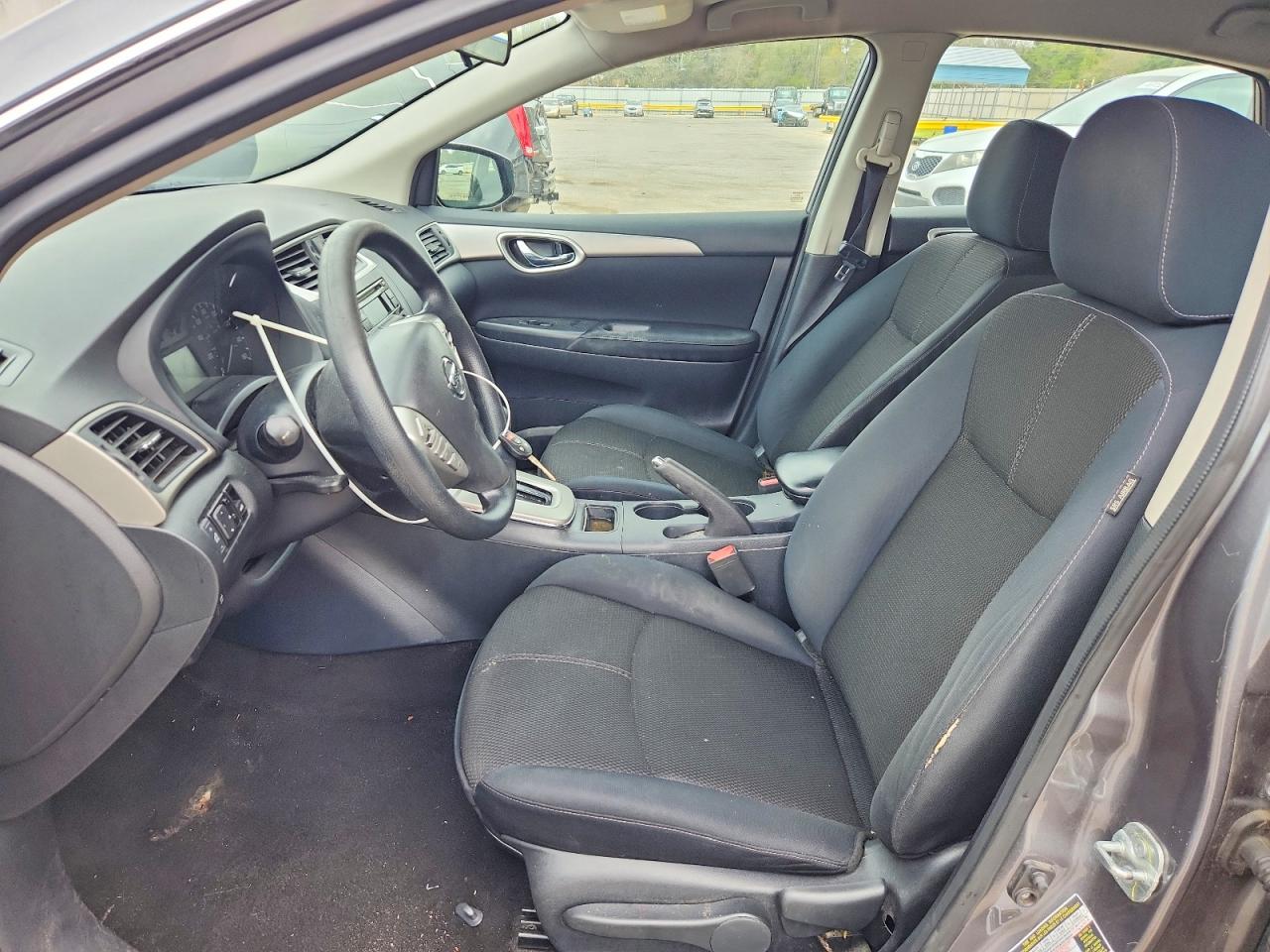 Nissan Sentra S