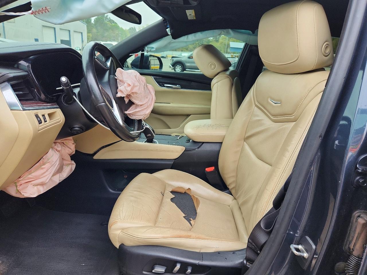 Cadillac XT5 Luxury