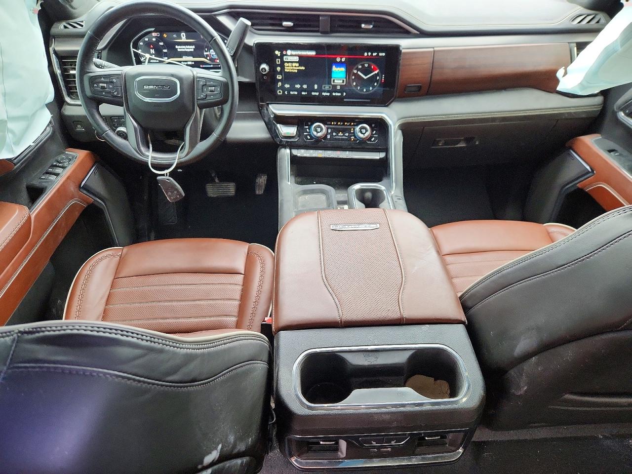 GMC Sierra K3500 Denali Ultimate