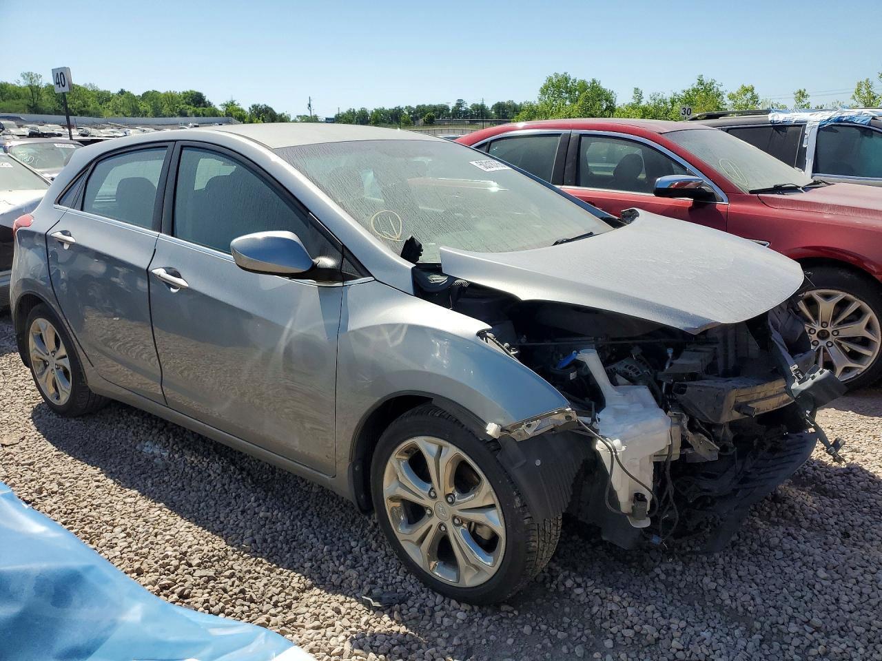 Hyundai ELANTRA Base