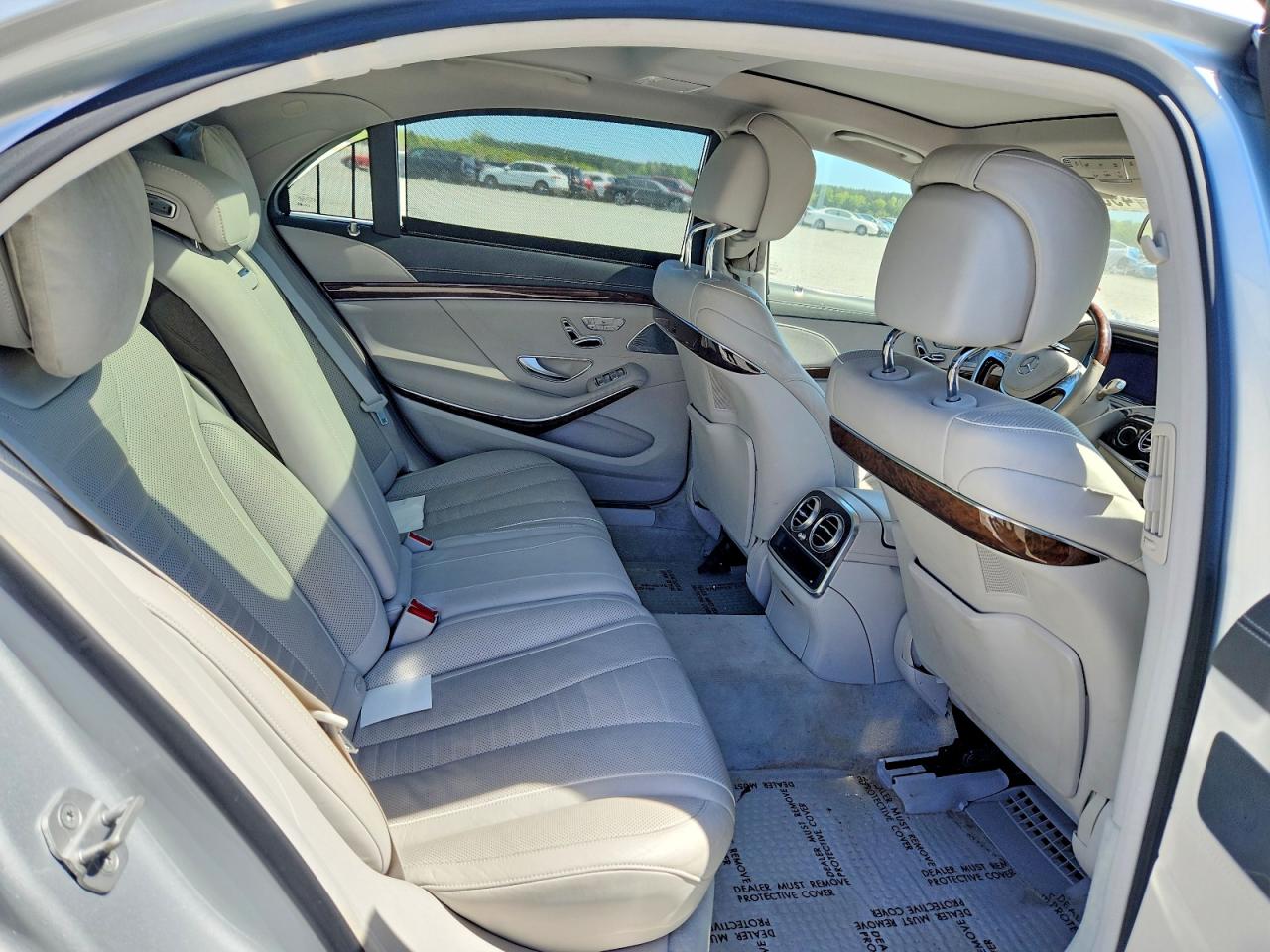Mercedes-Benz S-Class 550