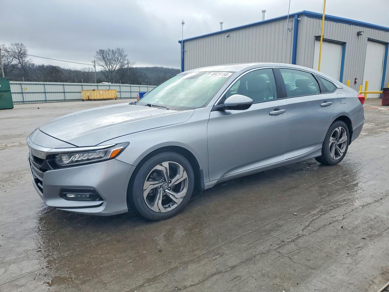 Salvage Honda Accord Image