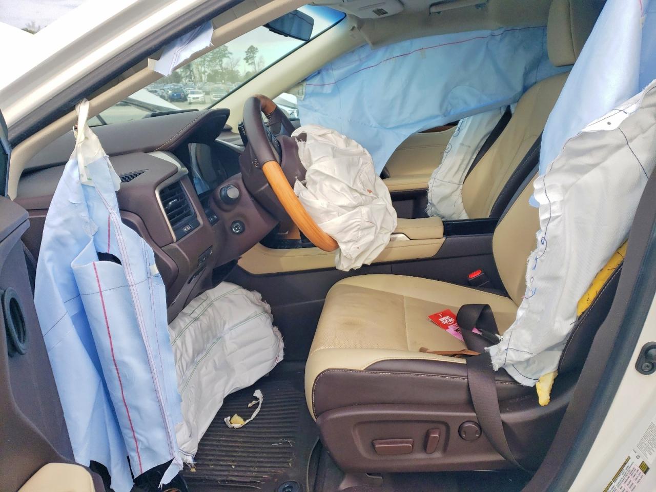 Lexus RX Base