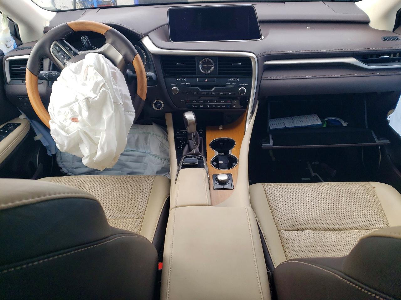 Lexus RX Base