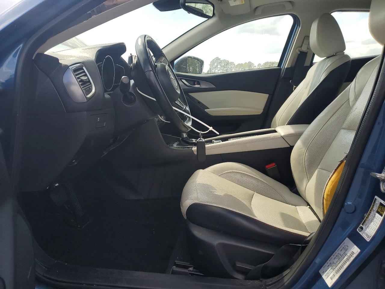 Mazda 3 Grand Touring